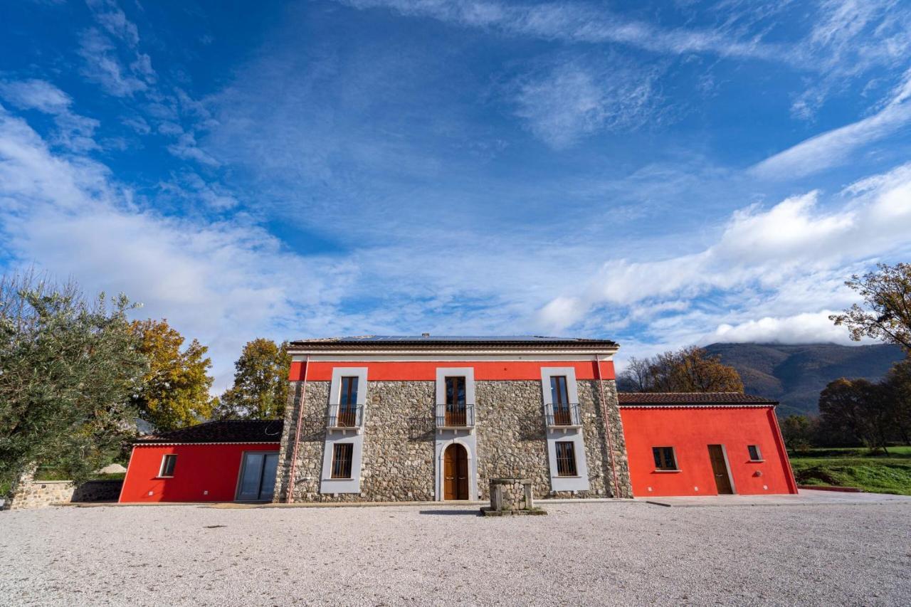 Agriturismo Dipinto Dal Sole Padula Exterior photo