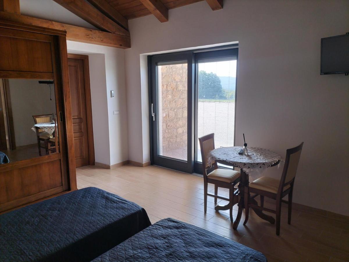 Agriturismo Dipinto Dal Sole Padula Exterior photo